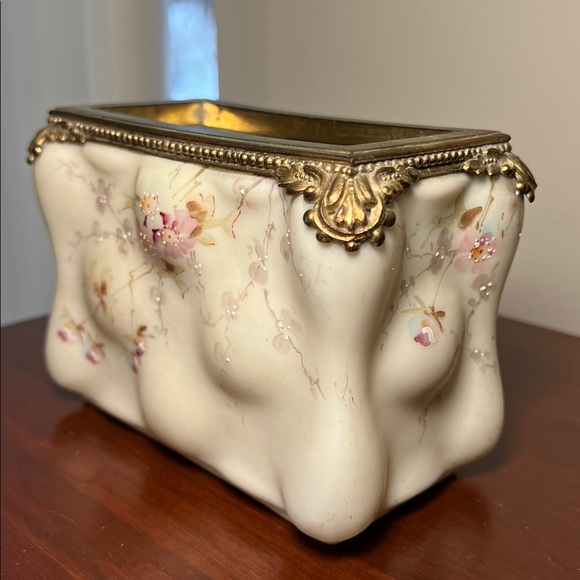 Antique Wavecrest CF Monroe Egg Crate Shape Ornate Handpainted Letter Holder Box - Picture 5 of 14